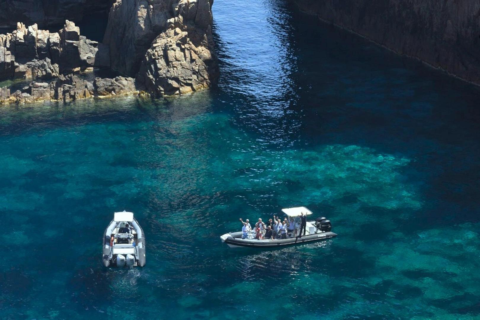 Balade en mer à bord de semi-rigide à Capo Rosso
